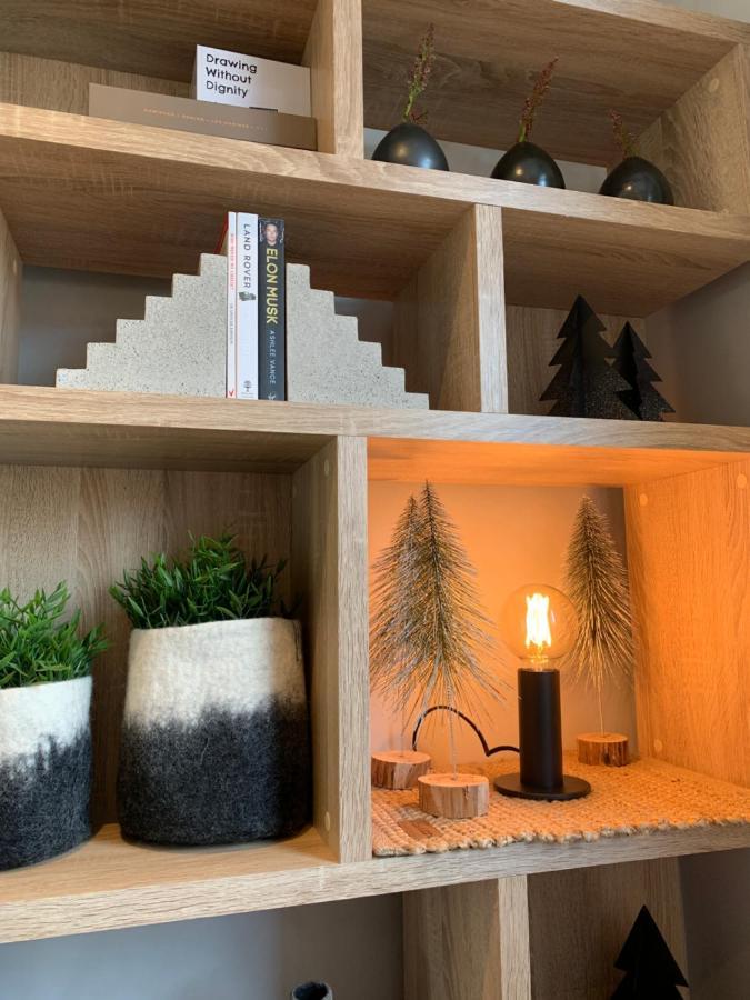 Вилла Modern 3-Bed House On Tarporley High Street Экстерьер фото